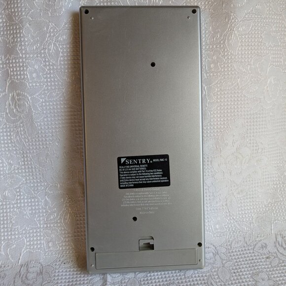 Sentry RMC10 Universal Jumbo Remote Control - Picture 4 of 11